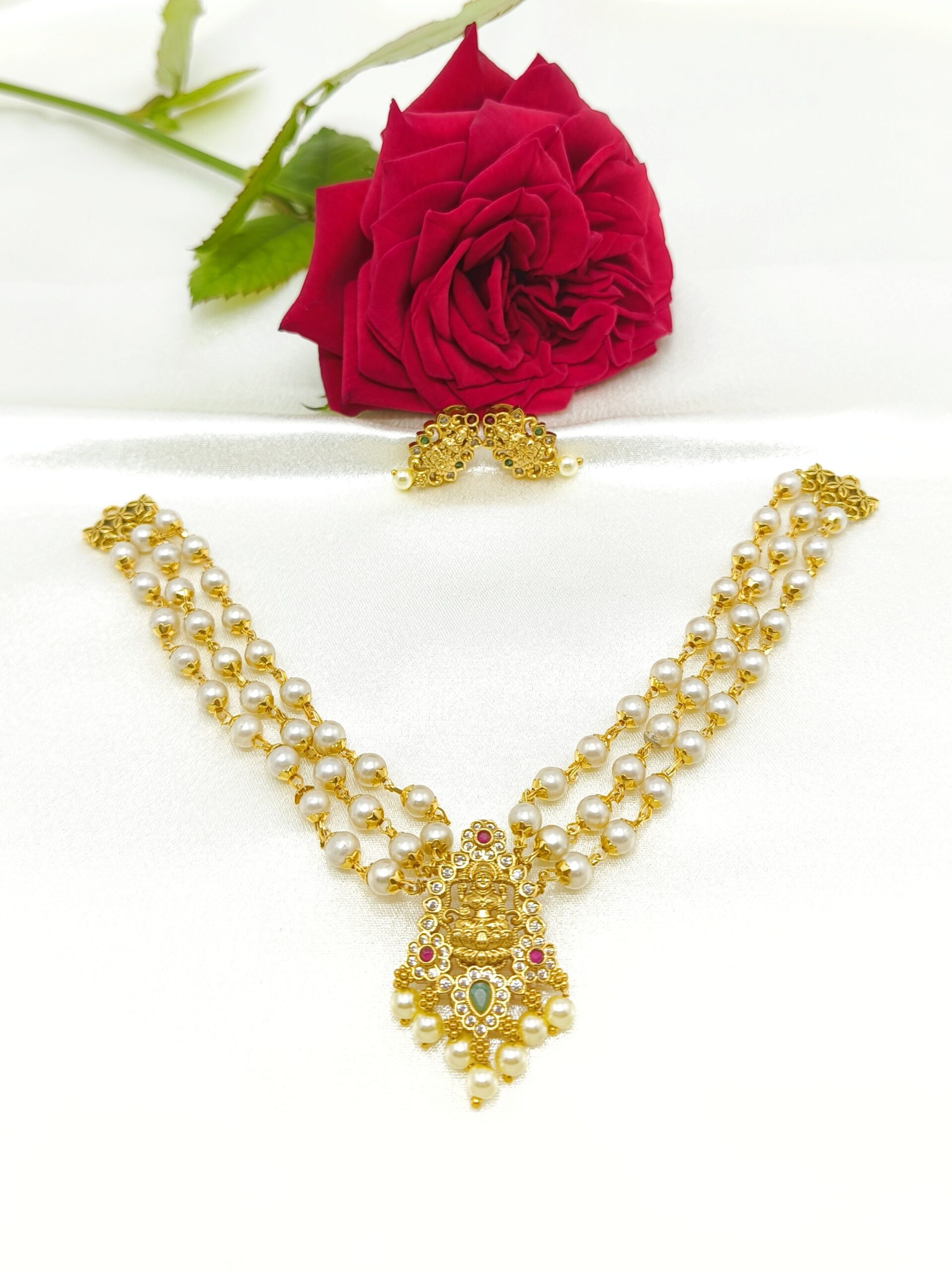 Lakshmi Pearl Choker