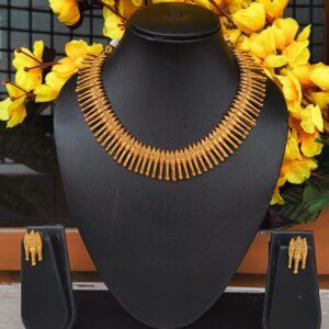 Antique gold plated necklace set