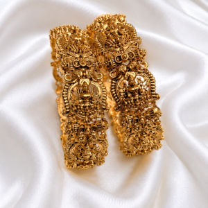 Antique Lakshmi Bangles 2/4